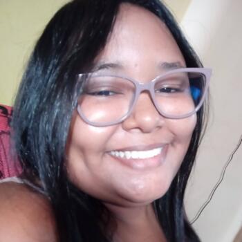 Babá em Salvador: Carine Conceição