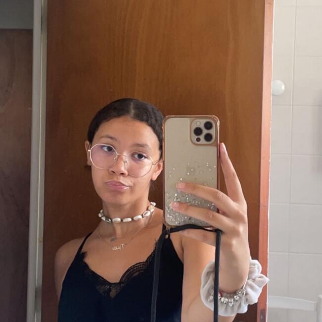 Babysitter in Boulogne-Billancourt: Naia