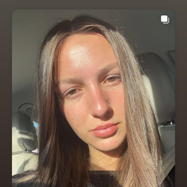 Babysitter in Wollongong: Joy