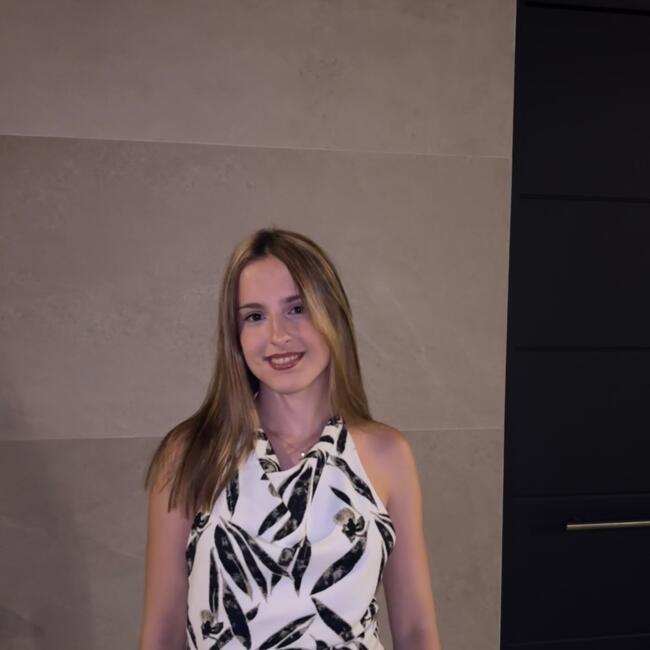 Nanny in Almendralejo: Laura