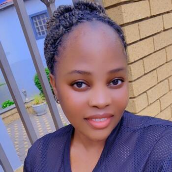 Babysitter in Johannesburg: Sophie