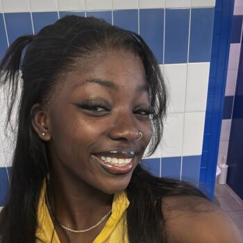 Babysitter in Jacksonville: Nashanda