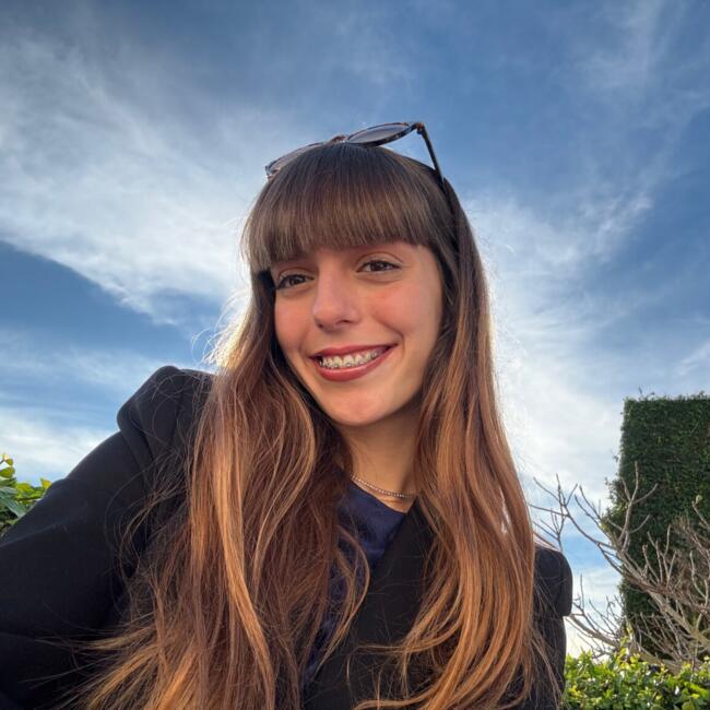 Babysitter in Faro: Mariana