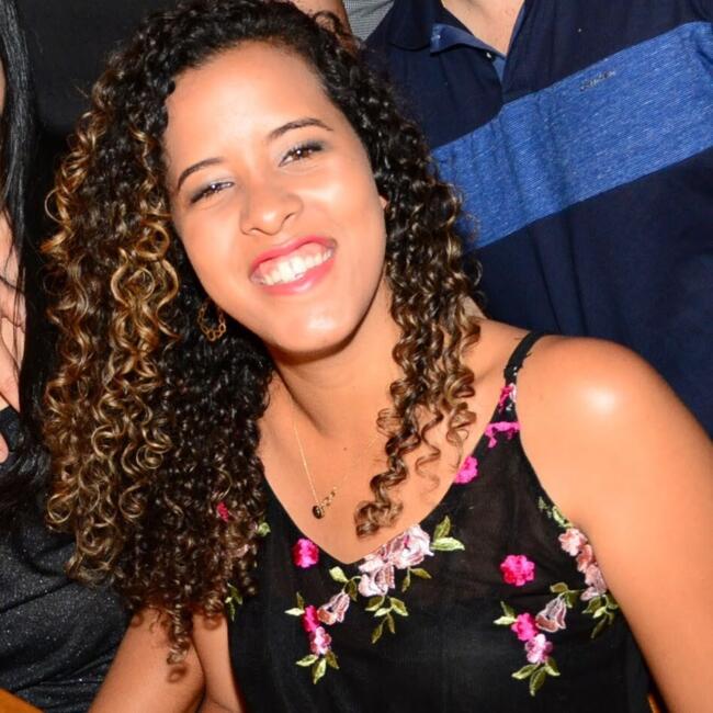 Babysitting job in Camaçari: Patricia