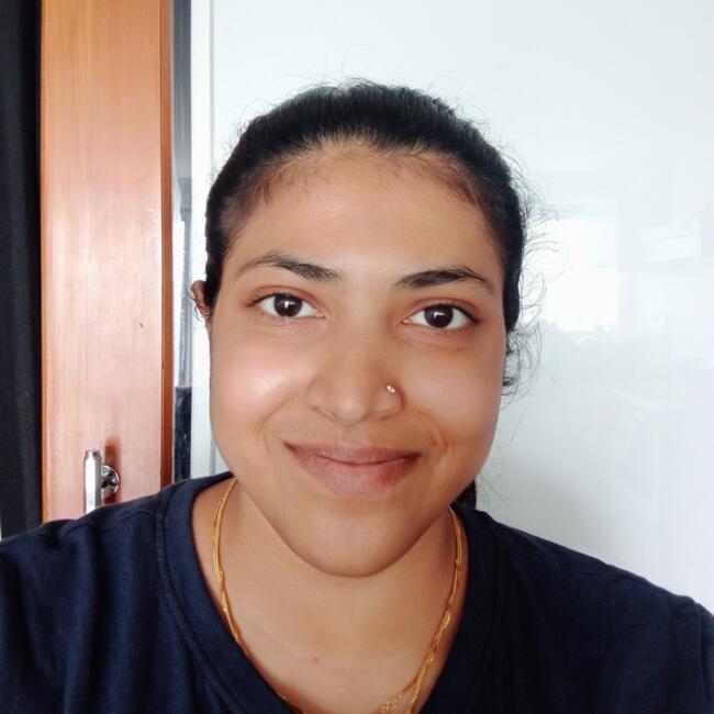 Babysitter in Auckland: Gayathri