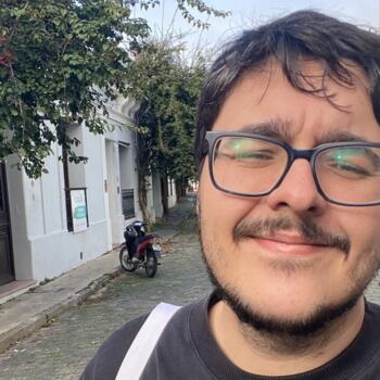 Emprego de babá em Montes Claros: emprego de babá Thiago