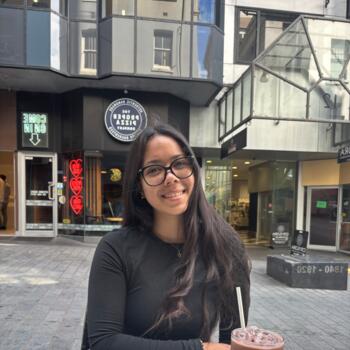 Niñera en Auckland: Teupoo