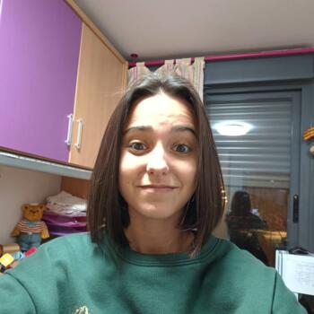 Babysitter in Teruel: Carla