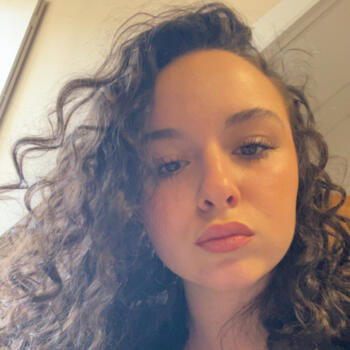 Babysitter in Besançon: Nina