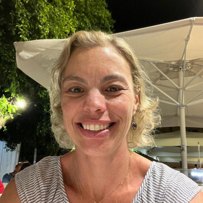 Babysitter in Matosinhos Municipality: Patricia