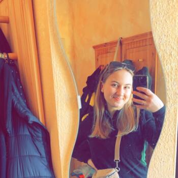 Babysitter in Freudenberg (Bayern): Gina