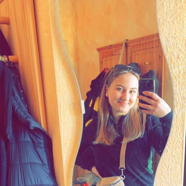 Babysitter in Freudenberg (Bayern): Gina