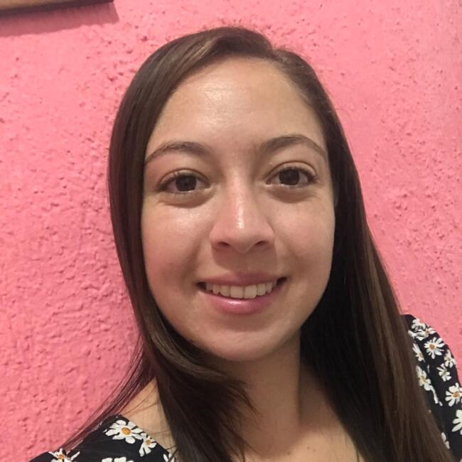 Babá em Vespasiano: Jéssica Teixeira Azevedo