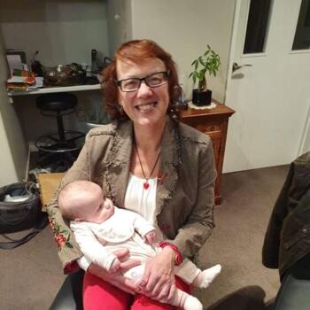 Babysitter Christchurch: Julie