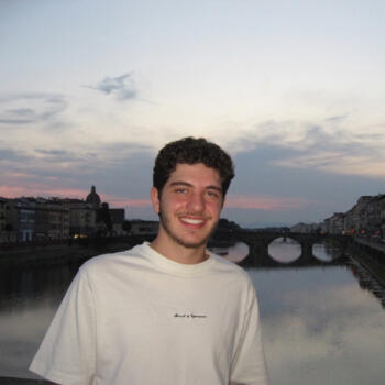 Baby-sitter à Paris: ANTONIO DOMINGOS