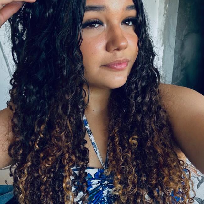 Babysitter in Pontal do Paraná: Julyana