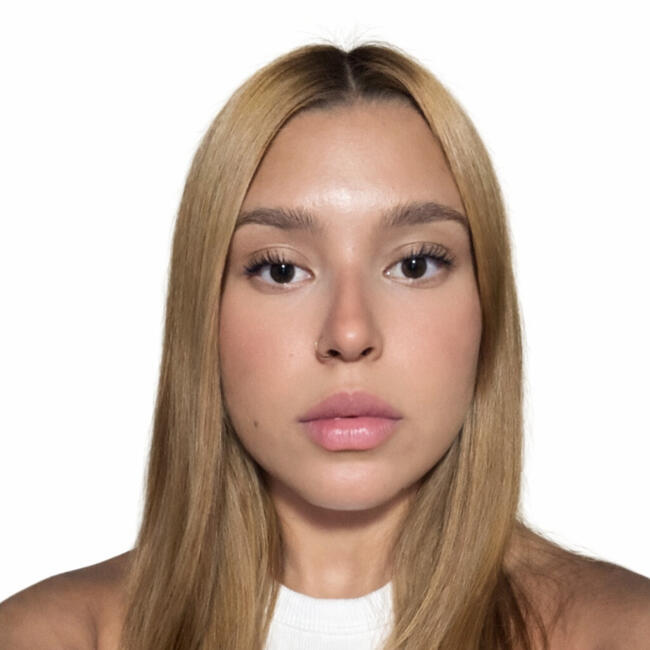 Niñera en Guernica: Valentina