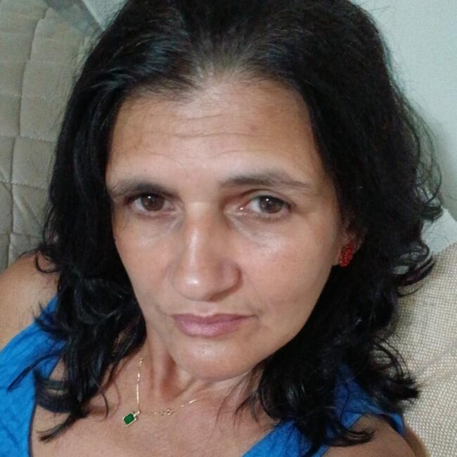 Babá em Foz do Iguaçu: Eliana