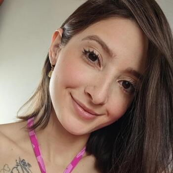 Babysitter in São João da Boa Vista: Livia