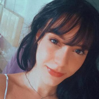 Babysitter Brasília: Ane Beatriz