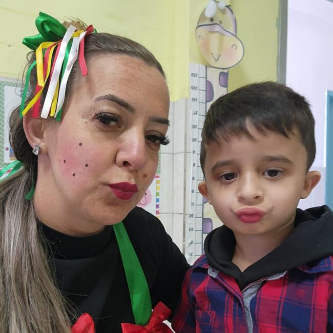 Babá em Colombo: Daiane