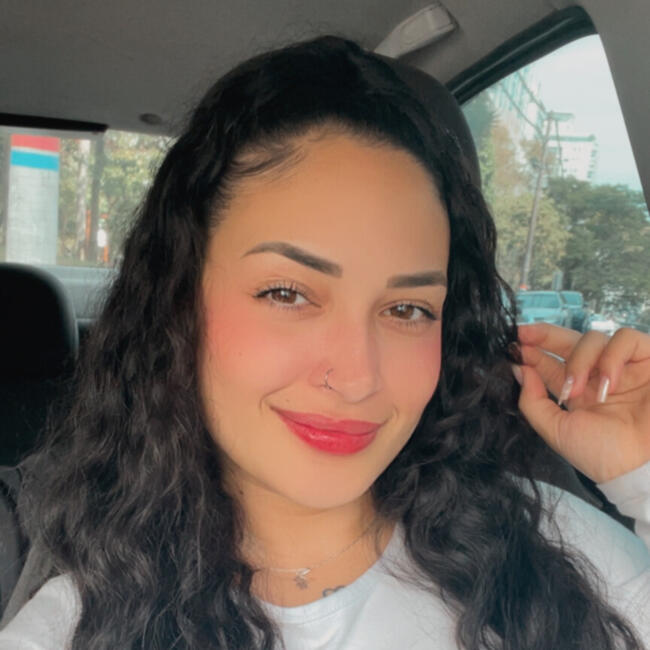 Babysitter in Florianópolis: Bruna Shimizu 