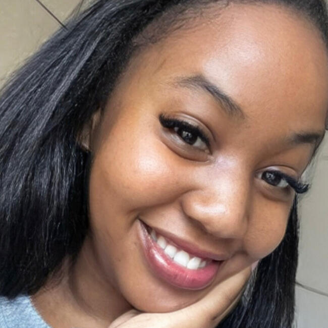 Babysitter in Cape Town: Bubbly Babysitter Sanda