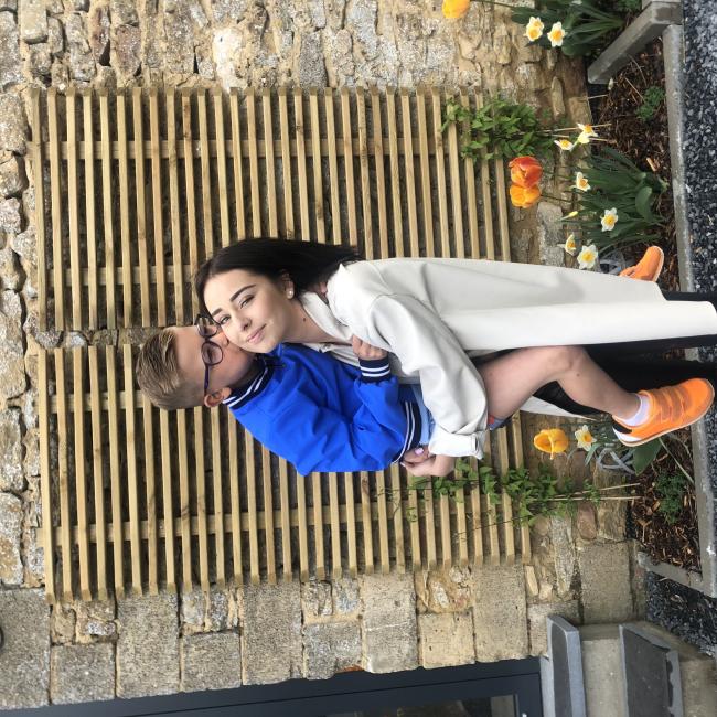 Babysitter in Étalle: Ilona