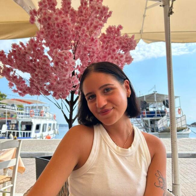 Babysitter in Katerini: Αναστασία