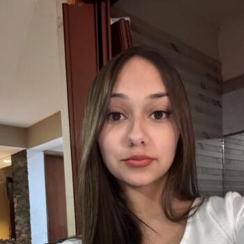 Babysitter in Toledo: Sasha
