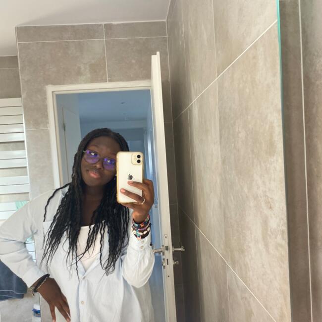 Babysitter in Marcoussis: Dieneba