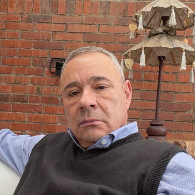 Trabajo para niñera en Bogotá: Carlos albeiro