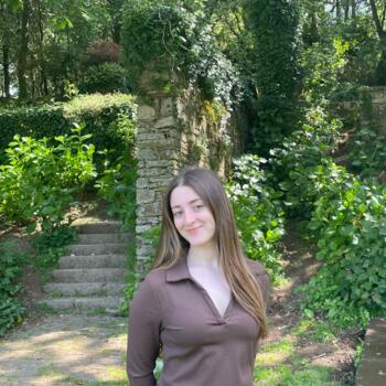 Babysitter in A Coruña: Lara