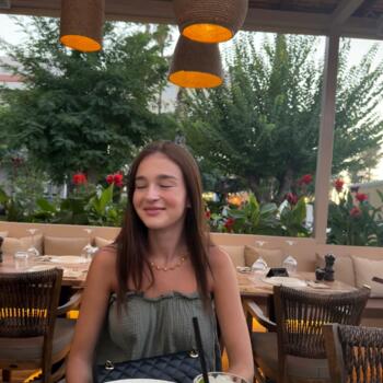 Babysitter in Oostkamp: Phebe
