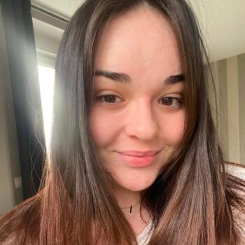 Babysitter in Lorient: Louna