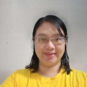 Trabajo para niñera en Johor Bahru: trabajo de niñera Emily
