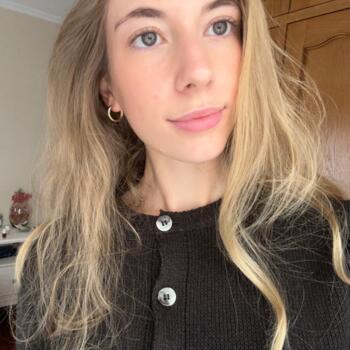 Babysitter in A Coruña: Clara