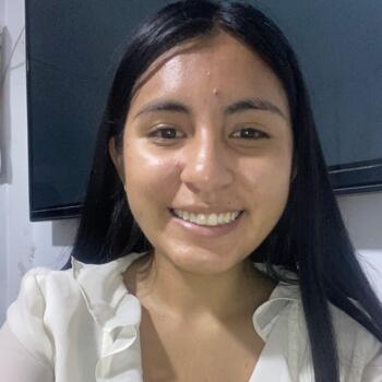 Niñera en Villa: Carla Sarai