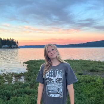 Babysitter in Seattle: Annie
