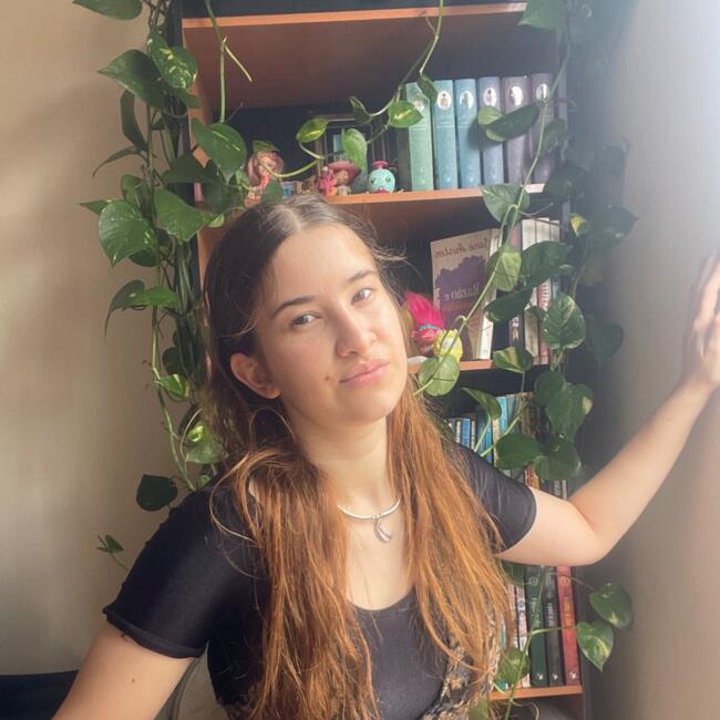 Babysitter in Praia Grande: Maria