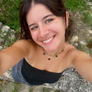 Babysitter in Setúbal: Nicole