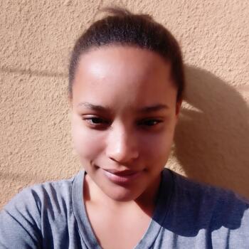 Babysitter in Cape Town: Naeema