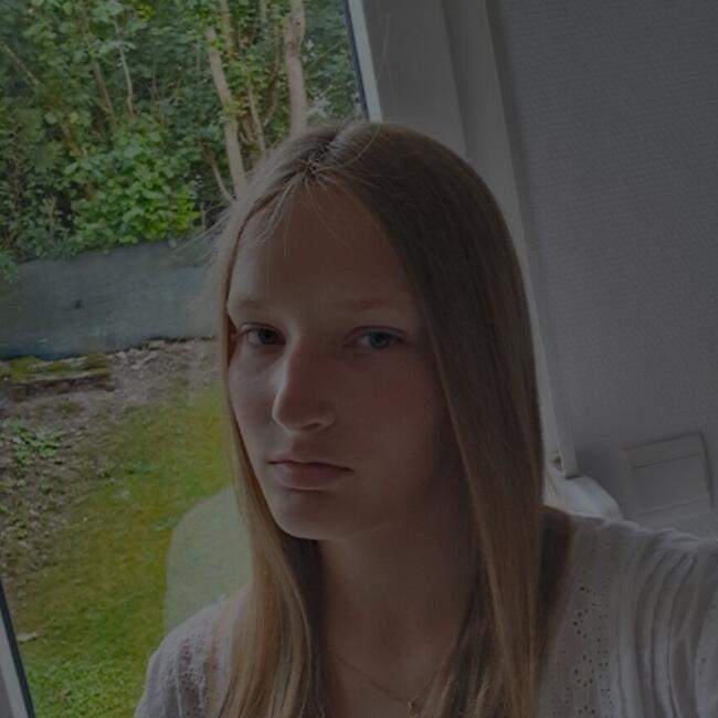 Babysitter in Vandœuvre-lès-Nancy: Emma