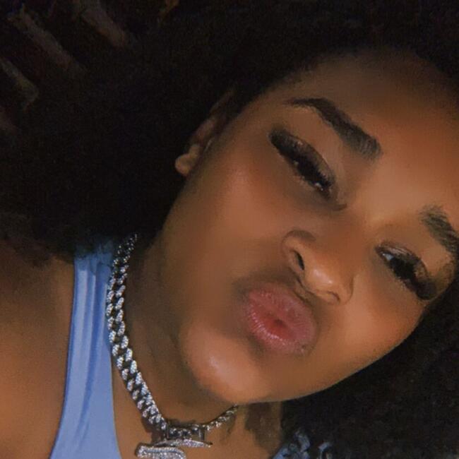 Babysitter in Guarulhos: Thallyta