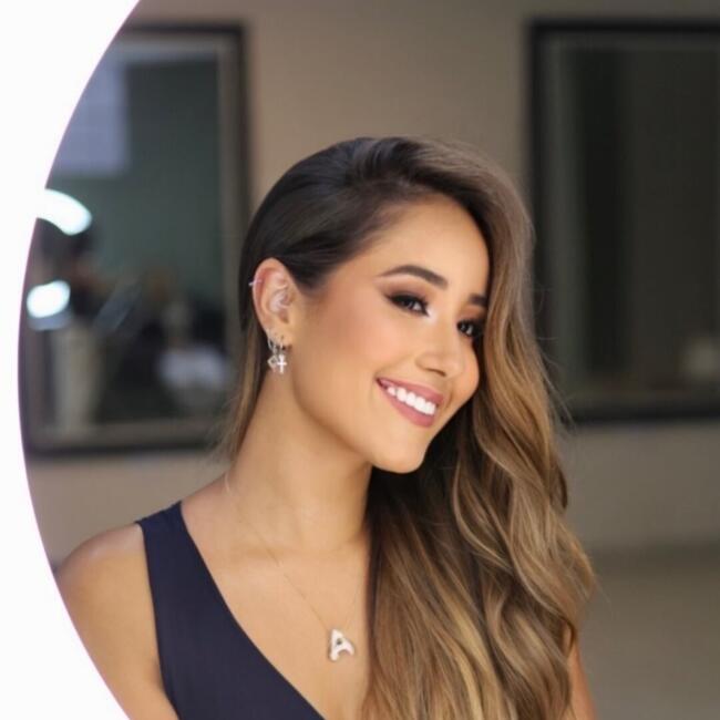 Babá em Três Pontas: Ariany