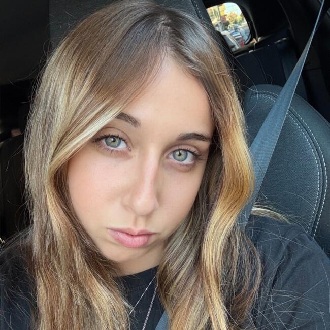 Babysitter in Nettuno: Ilaria