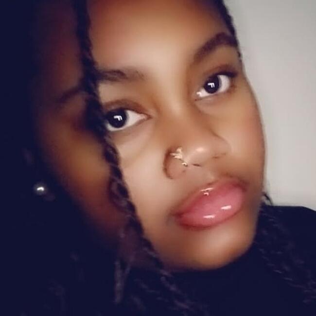 Babysitter in Nanterre: Chloé