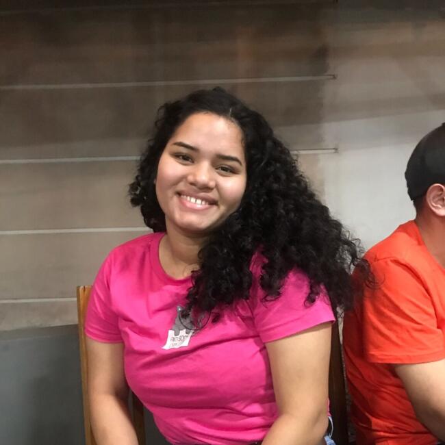 Babysitter in Joinville: Elaynne