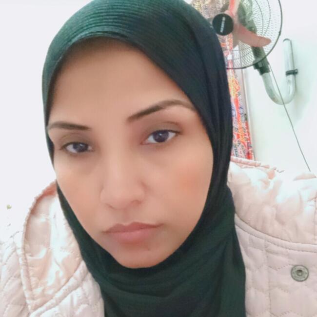 جليسة أطفال في القاهرة: Sara