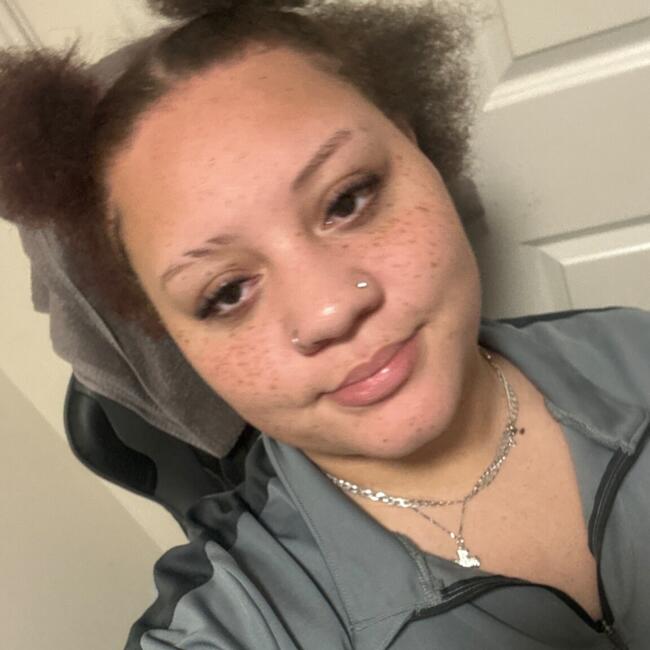 Babysitter in Spalding: Emaya